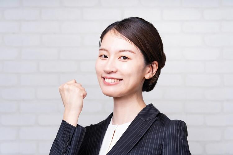ビジネスプロフィール写真に適したメイクとは?ポイント別にメイク方法を解説3