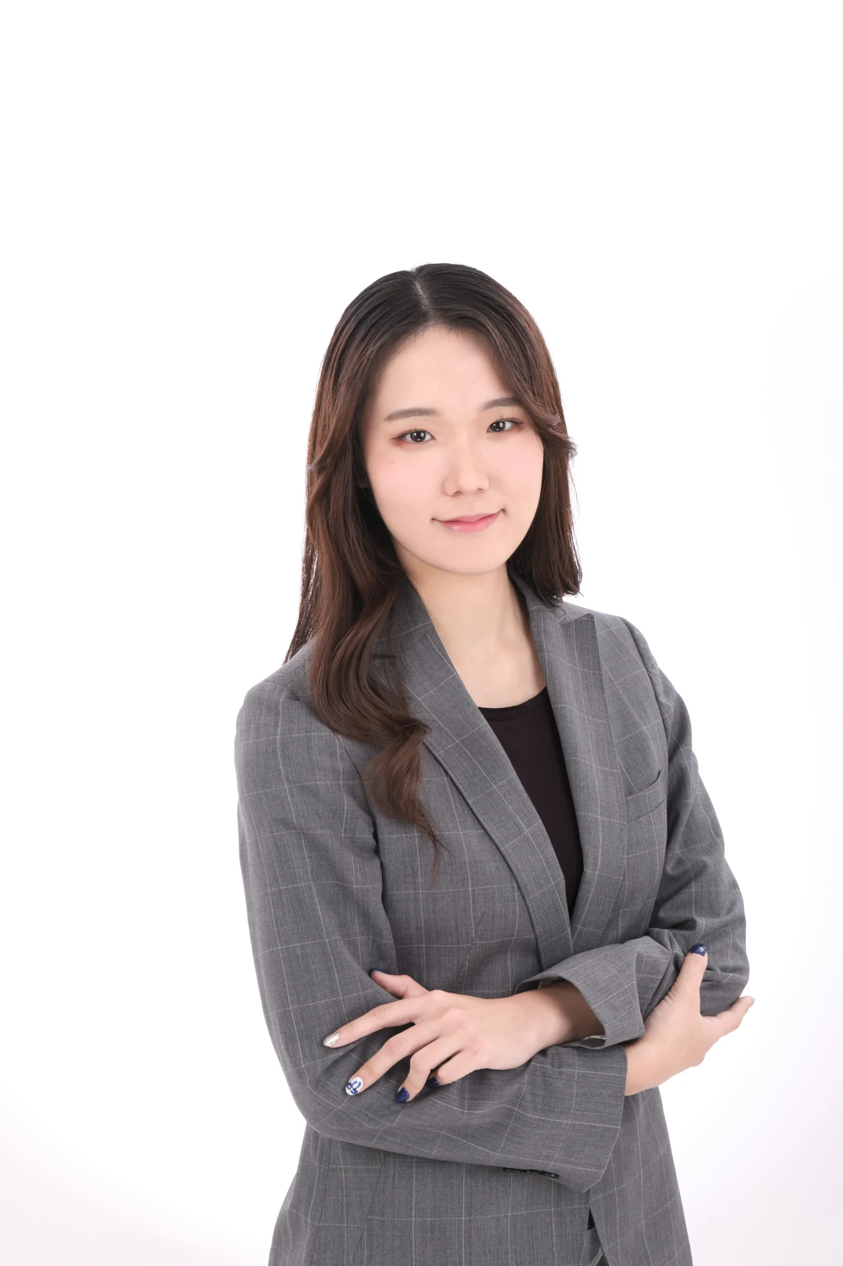 女子就活生のプロがヘアメイクして、撮影指導をした証明写真のアフター