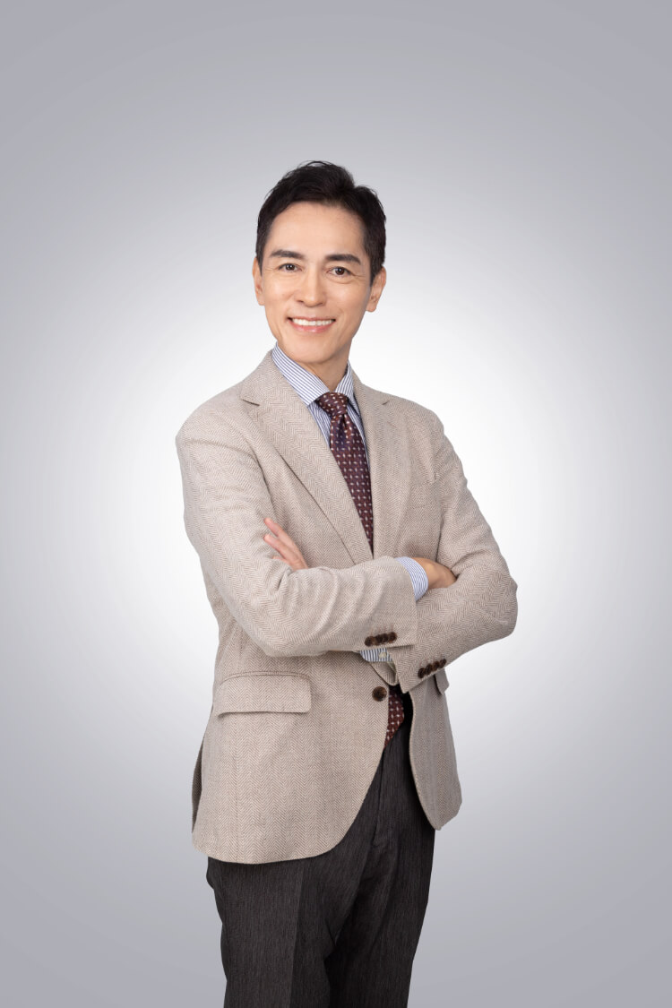 【社長・経営者】ビジネスプロフィール写真の撮り方解説!身だしなみやポーズ例を紹介自社1