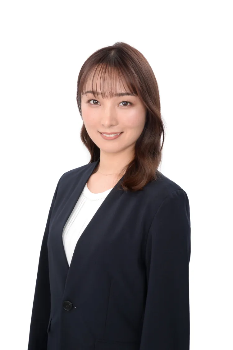 『女性のビシネスプロフィール写真の撮り方解説！撮影場所やポーズ例も紹介』自社3